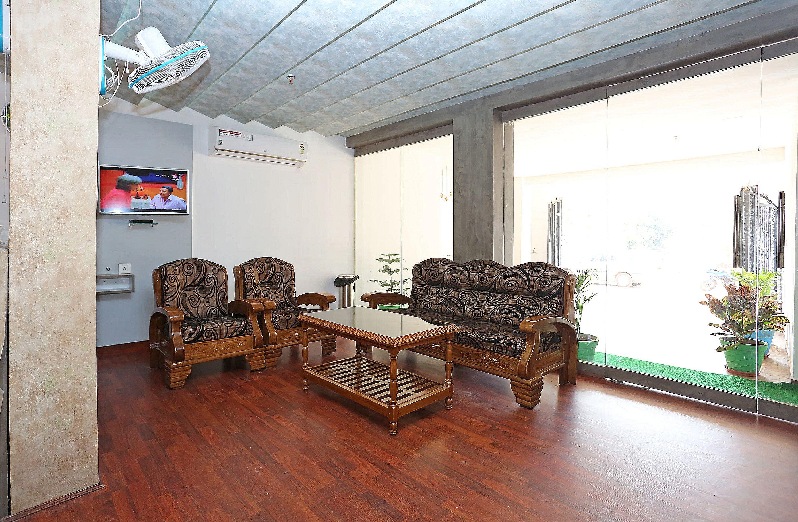 Super Capital O Sai Jagannath Hotel Khandagiri Buitenkant foto