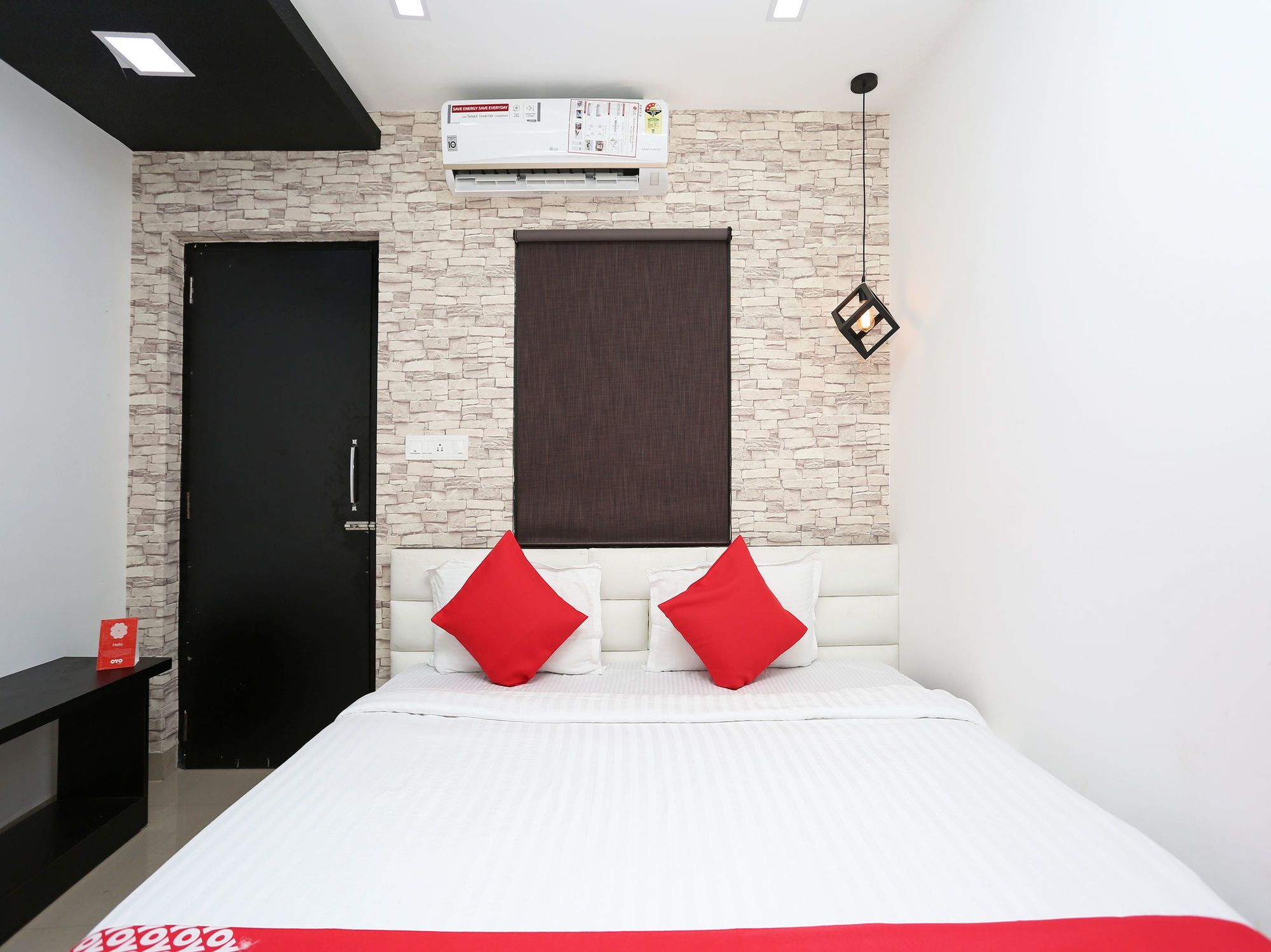 Super Capital O Sai Jagannath Hotel Khandagiri Buitenkant foto